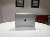 A1708 MACBOOK PRO 13 inç 2017 NTB 2.3GHZ İ5, 8GB RAM, 256GB SSD, 1536MB GPU UZAY GRİSİ 2. EL thumbnail 2