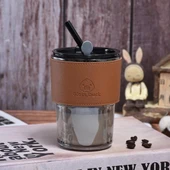 Füme Renkli Cam Pipetli Cam Bardak ve Deri Tutma Kılıflı Soğuk Sıcak İçecek Bardağı thumbnail 2