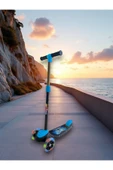 Swing Işıklı 3 Tekerlekli Scooter Mavi thumbnail 1