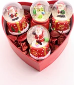 2026 Yeni Yıl Hediyesi Özel Kalp Kutu Içinde 4 Adet Mini Noel Baba Kar Küresi Dekoratif Hediye Sevgiliye 6,5 cm thumbnail 1