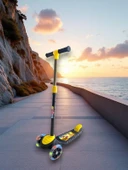 Swing Işıklı 3 Tekerlekli Scooter Sarı thumbnail 1