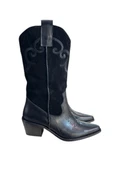 Siyah Hakiki Deri ve Süet İşleme Detaylı Western Çizme thumbnail 1