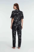 MDB MdbShop Yarım Kollu V Yaka Kadın Viskon Çiçek Desenli Yazlık Dokuma Dantel Detaylı Pijama Takımı thumbnail 3