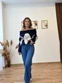 Baklava Desenli Madonna Yaka Kazak thumbnail 9