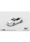 Mini GT 1/64 1066 Nissan Skyline Gt-R (R32) Veilside Combat C-I White thumbnail 1