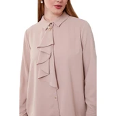 Yakası Fular Broş Detaylı Bluz thumbnail 3