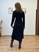 V Yaka Ön Büzgülü Uzun Elbise thumbnail 2