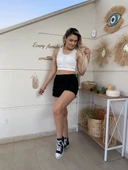 Yırtıklı Likralı Jean Şort thumbnail 6