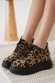 Nerual Kadın Gizli Topuk Siyah Taban Leopar Spor Ayakkabı thumbnail 2
