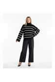 BİÇOMİ Çizgili ispanyol kol triko boğazlı kazak siyah elf thumbnail 2