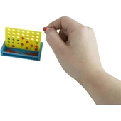 World's Smallest Connect 4 thumbnail 2