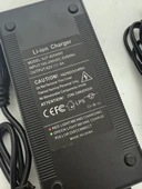 SJT-4204000 3 Pin Elektrikli Bisiklet Şarj Aleti 42V 4A thumbnail 4