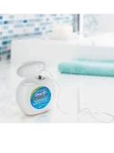 Oral-B Naneli Diş İpi Essential Floss 50 m thumbnail 2