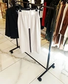 LUNA Paslanmaz Tekerlekli Siyah Metal Konfeksiyon Elbise Kıyafet Askısı, Mağaza Tipi Askılık thumbnail 2