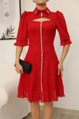 Göğüs Dekolteli El İşlemeli Gömlek Yaka Elbise 2310-Kırmızı thumbnail 5