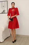 Göğüs Dekolteli El İşlemeli Gömlek Yaka Elbise 2310-Kırmızı thumbnail 1