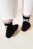 Kurdele Aksesuarlı Çorap Siyah thumbnail 1