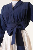 V Yaka Bağlamalı Kısa Gömlek Lacivert thumbnail 4