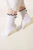 Kurdele Aksesuarlı Çorap Beyaz thumbnail 1