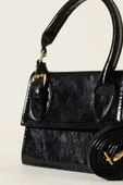 Tek Kemer Detaylı Rugan Çanta Siyah thumbnail 3