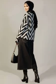 Zigzag Desen Triko Kazak Siyah thumbnail 3