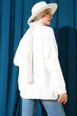 Sakallı Düğmeli Hırka Ekru thumbnail 3