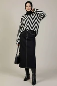 Zigzag Desen Triko Kazak Siyah thumbnail 2