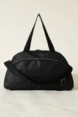 Çift Fermuarlı Spor Çanta Siyah thumbnail 2