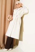 Kol Ribanalı Kuşaklı Tay Tüyü Kaban Krem thumbnail 1
