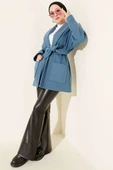 Çift Cepli Kruvaze Kuşaklı Kısa Kaban Mavi thumbnail 2
