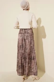 Desen Detaylı Saten Etek Kahve thumbnail 3