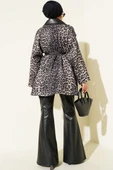 Deri Yaka Garnili Leopar Desenli Ceket Siyah thumbnail 3