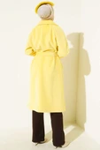 Kol Ribanalı Kuşaklı Tay Tüyü Kaban Sarı thumbnail 3