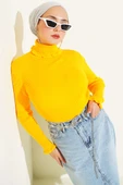 Balıkçı Yaka Fırfırlı Triko Kazak Sarı thumbnail 1