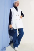 Kruvaze Yaka Düğmeli Detaylı Yelek Beyaz thumbnail 2