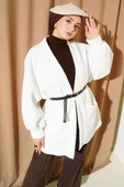 Yarasa Kol Kemerli Buklet Ceket Beyaz thumbnail 2