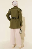 Pelerinli Dört Düğmeli Kısa Trençkot Haki thumbnail 3