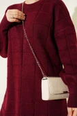 Kare Desenli Yumoş Triko Tunik Bordo thumbnail 4