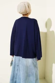 Loyşa Bilek Armalı Basic Bluz Lacivert thumbnail 3