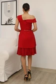 Tek Omuzlu Eteği Piliseli Kemerli Midi Elbise 2373-Kırmızı thumbnail 6