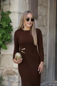 MDB Kadın Uzun Kollu önden çapraz Detaylı Yandan Toka Detaylı Uzun Sandy Elbise thumbnail 2