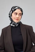 Modakaşmir Sarmal Desen Black And White Serisi Medine Ipeği Şal thumbnail 2