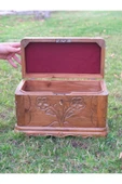 ARMES EV CONCEPT El Oyması Ahşap Sandık | Dekoratif ve Depolama Amaçlı thumbnail 4