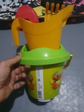Çocuk plaj kova seti fotoğraftaki set thumbnail 3