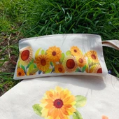 Utterly Good Ayçiçekli Bez Çanta Seti  Roller Kalem Hediyeli  Bez Çanta  Bez Kalemlik  Bez Cüzdan thumbnail 2