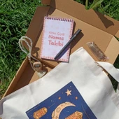 Utterly Good Kiraz Çiçeği Namaz Takibi Manevi Koleksiyon Seti  Defter  Kalem  Zikirmatik  Tespih  Bez Çanta Hediyeli thumbnail 1