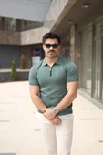 Erkek Polo Yaka Fermuar Detaylı Tişört thumbnail 6