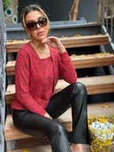 Kadın Uzun Kollu Kruvaze Yaka Kol Ve Etek Ucu Manşet Detay Yumoş Bluz thumbnail 8