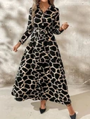 Kadın Uzun Kollu Yakalı önü Düğmeli Desenli Belden Kuşaklı Uzun Süprem Elbise thumbnail 4