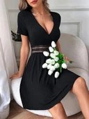 Kadın Kısa Kollu Kruvaze Yakalı Belden Dantelli Kaşkorse Elbise thumbnail 2